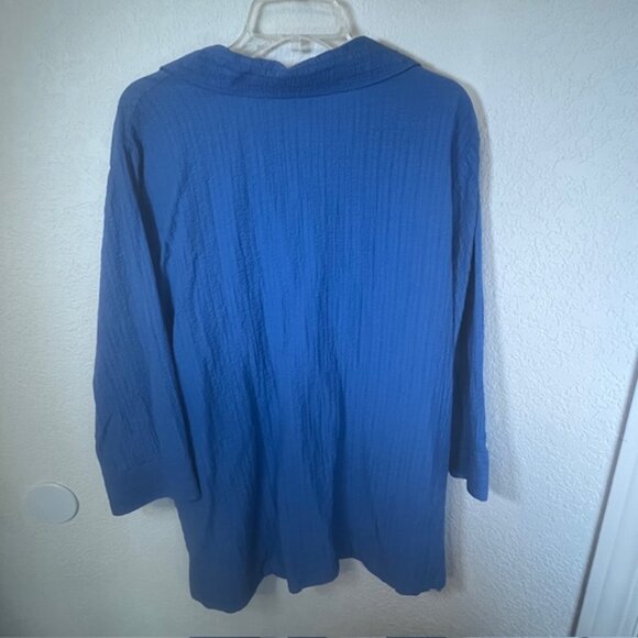 White Stag Bundle/3 Plus Red, Blue & Turquoise Crinkle Blouses- Plus Size 18/20 - Picture 3 of 9